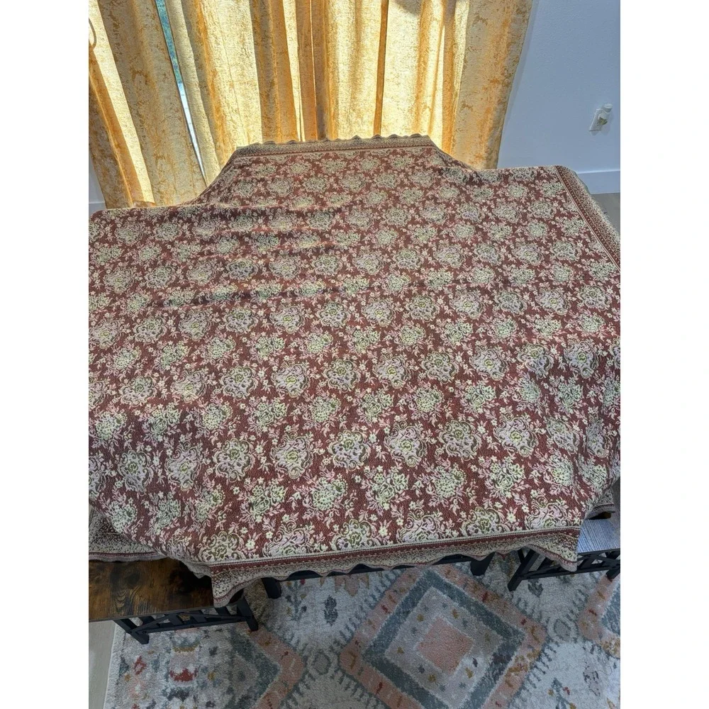 Vintage 90s Floral Tapestry Woven Throw Blanket Boho Chic Red Green Damask 70x70